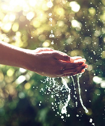 hands and water