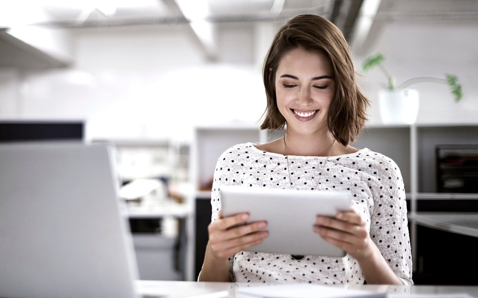 women with tablet