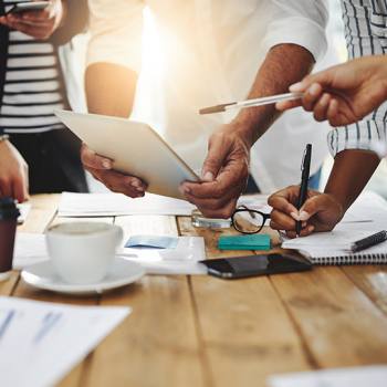 Warum unsere Philosophie wichtig ist working at a coffee shop